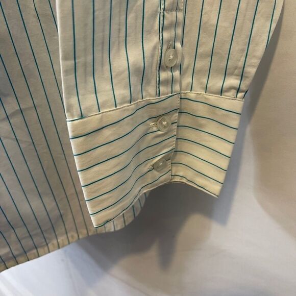 LANE BRYANT Ruffle Blouse Size 18 NWT - Picture 3 of 11